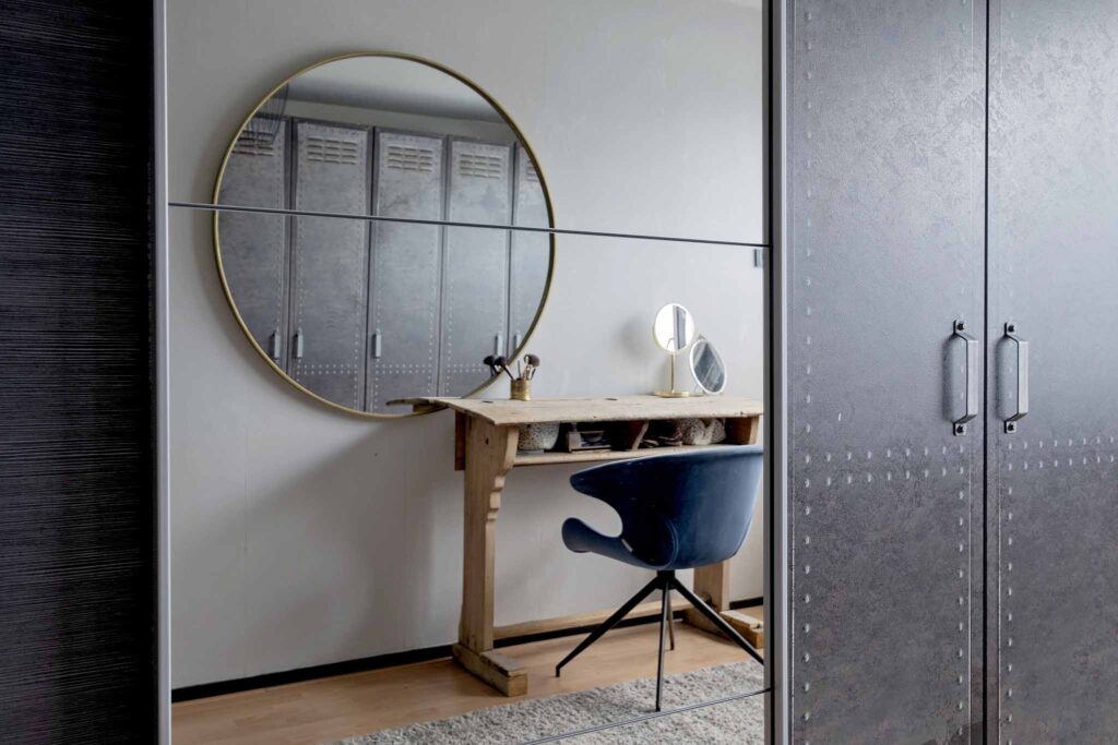 budgetvriendelijk DIY van schoolbank naar tafel.