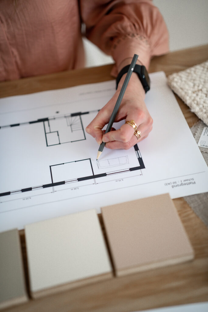 Interieurstylist JVR interieur maakt een interieurontwerp en adviseert een ontwerp. Interieur ontwerp in Groningen en omstreken.