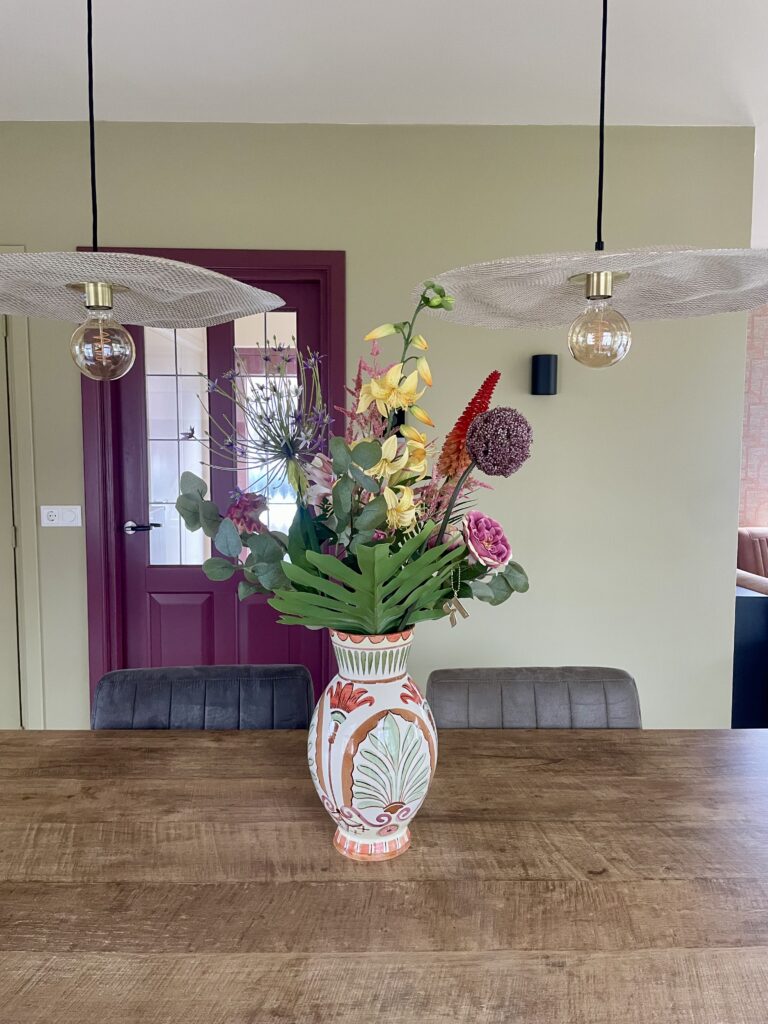 Project met interieuradvies, kleuradvies en styling voor een warme woonkamer.